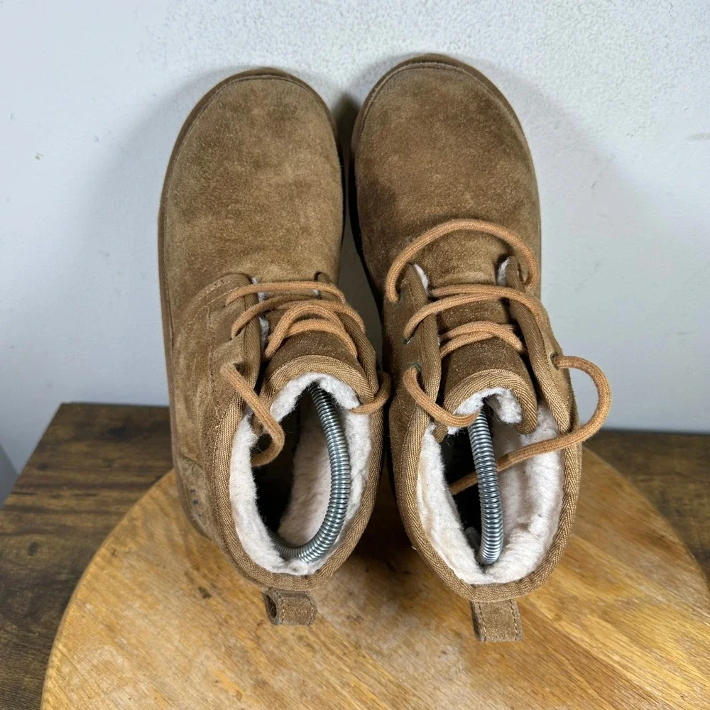 UGG Mens Neumel Suede Lace Up Chukka Boots Chestnut Size 6 101720K